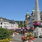 Brochepierre 28 Pers- Vue Exceptionnelle - Ferienhaus
