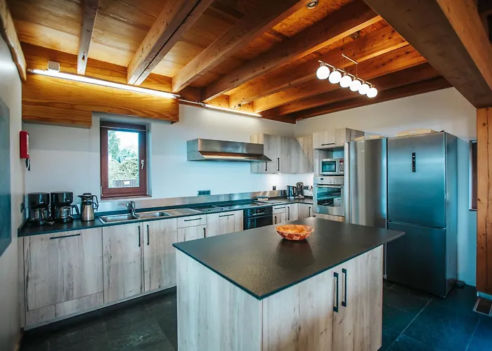 Brochepierre 28 Pers- Vue Exceptionnelle - Hébergement de vacances *